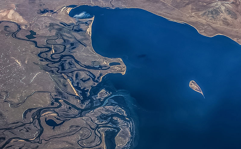terkhiin tsagaan lake mongolia 
